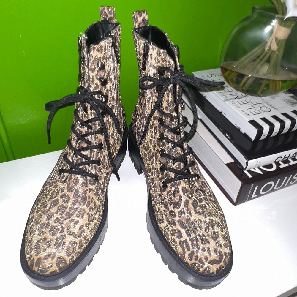 GUESS Fearne 2 Gold Cheetah Platform Lug Sole Lace-up Boots Shoes NEW